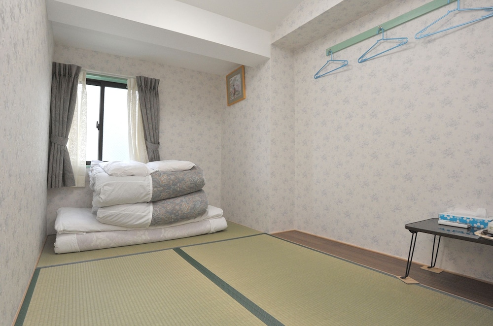 Bj Family Inn 18/23