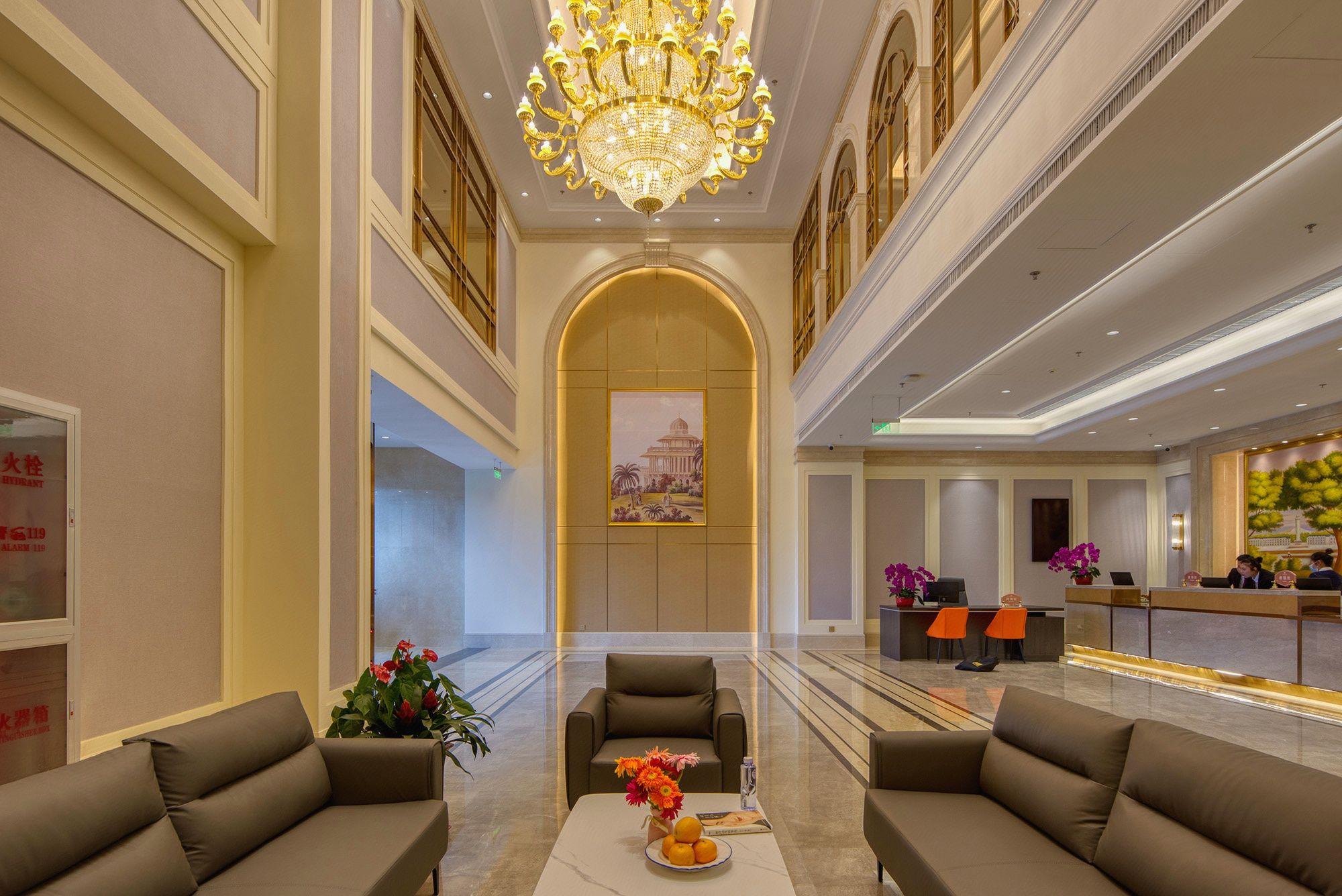 Vienna Hotel (Beijing Changping Science and Technology Park) 31/48