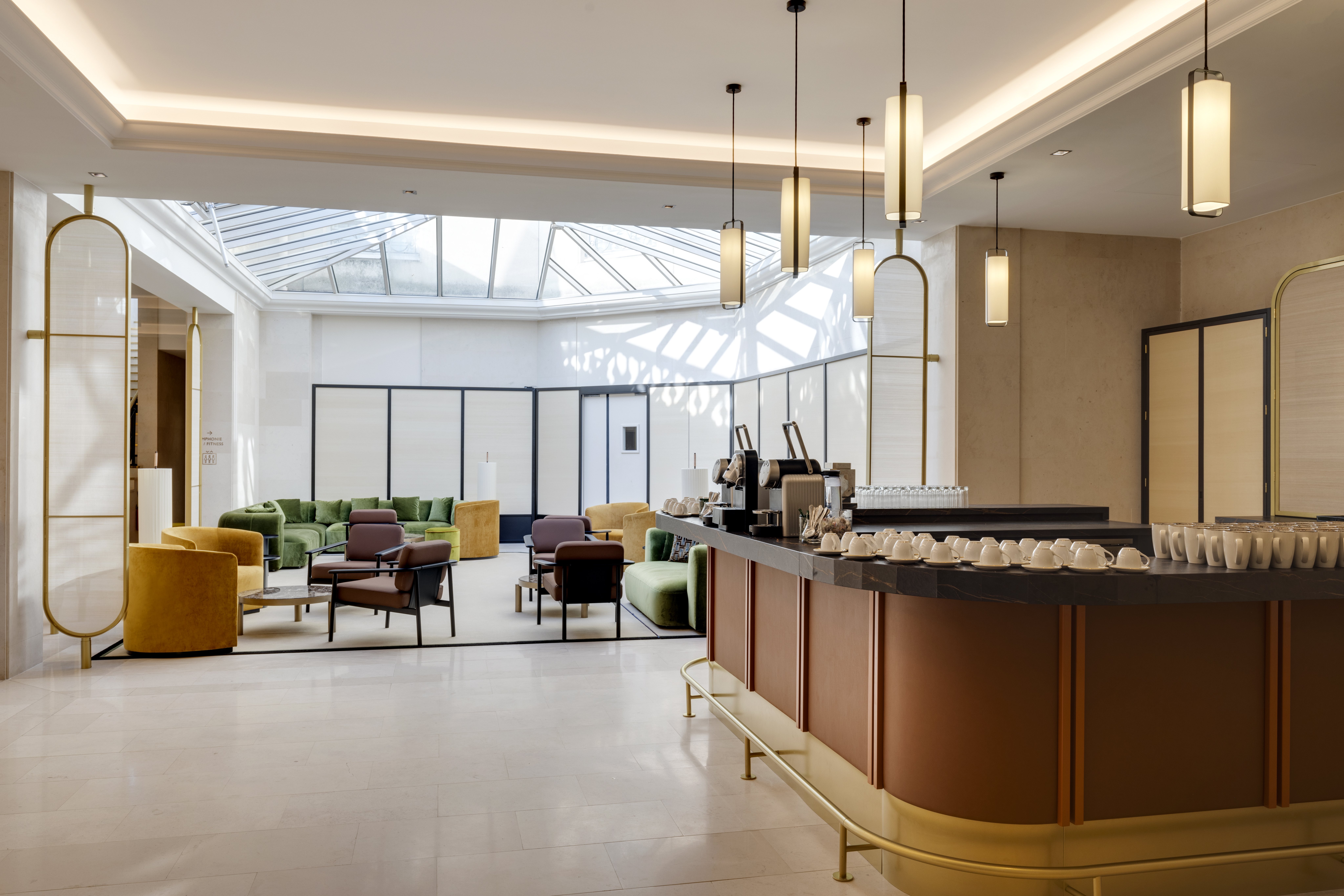 InterContinental Chantilly Chateau Mont Royal, an IHG Hotel 2/36