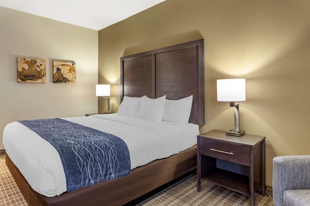 Comfort Inn St. Robert / Fort Leonard Wood 6/30