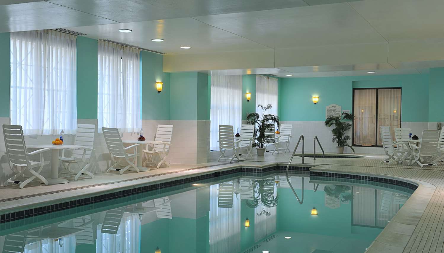swimming pool spa