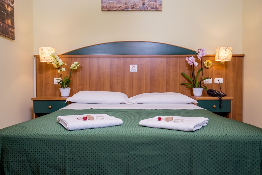 Hotel Trastevere 22/40