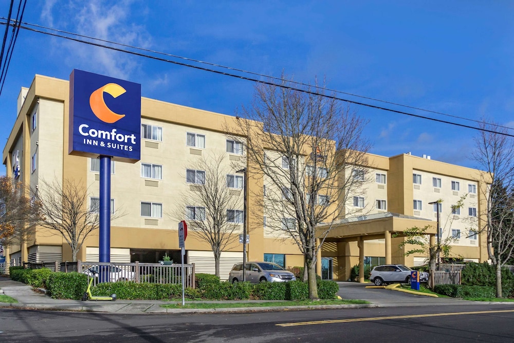 Comfort Inn & Suites Seattle North photo4