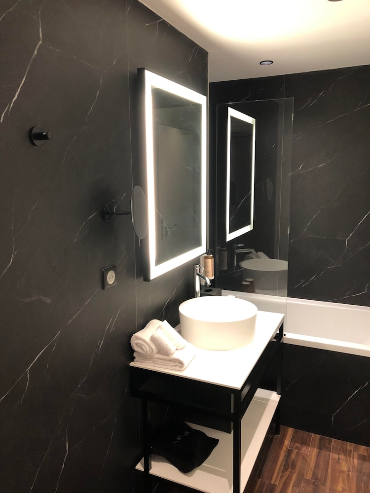 Best Western Plus Le Conquerant Rouen Nord 30/66