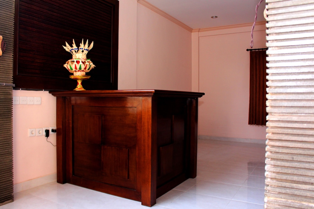 Pondok 3 Mertha 7/30