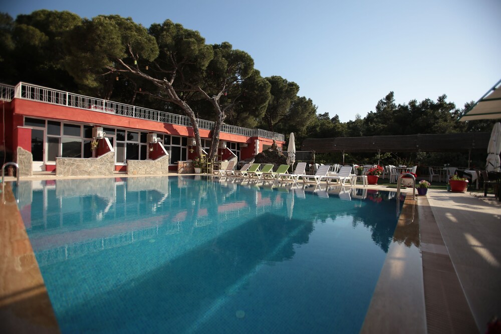 Tunc Otel 4/50