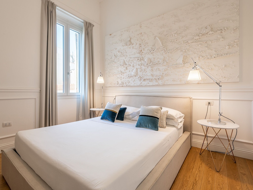Cagliari Boutique Rooms And Suites 32/50