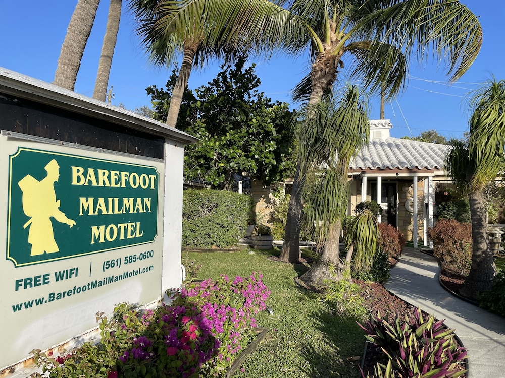 Barefoot Mailman Motel 1/50