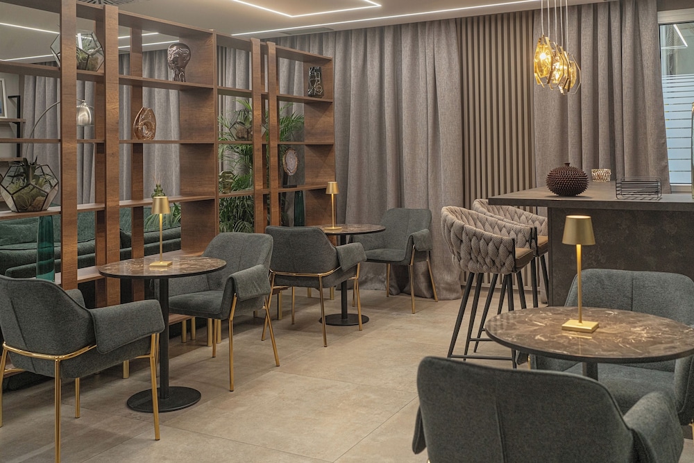 Club Meeting Hotel 48/64