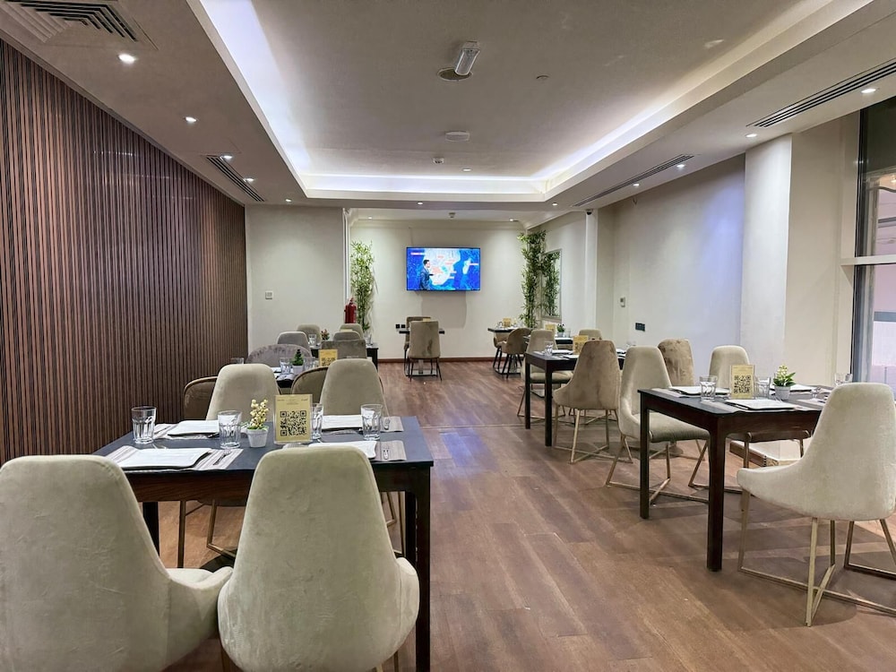 Ivory Inn Hotel Doha 48/57