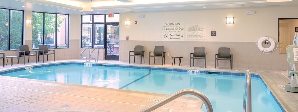 Hilton Garden Inn Plymouth, MA 3/48