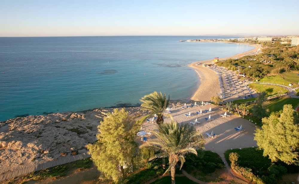 Grecian Sands Hotel 63/71