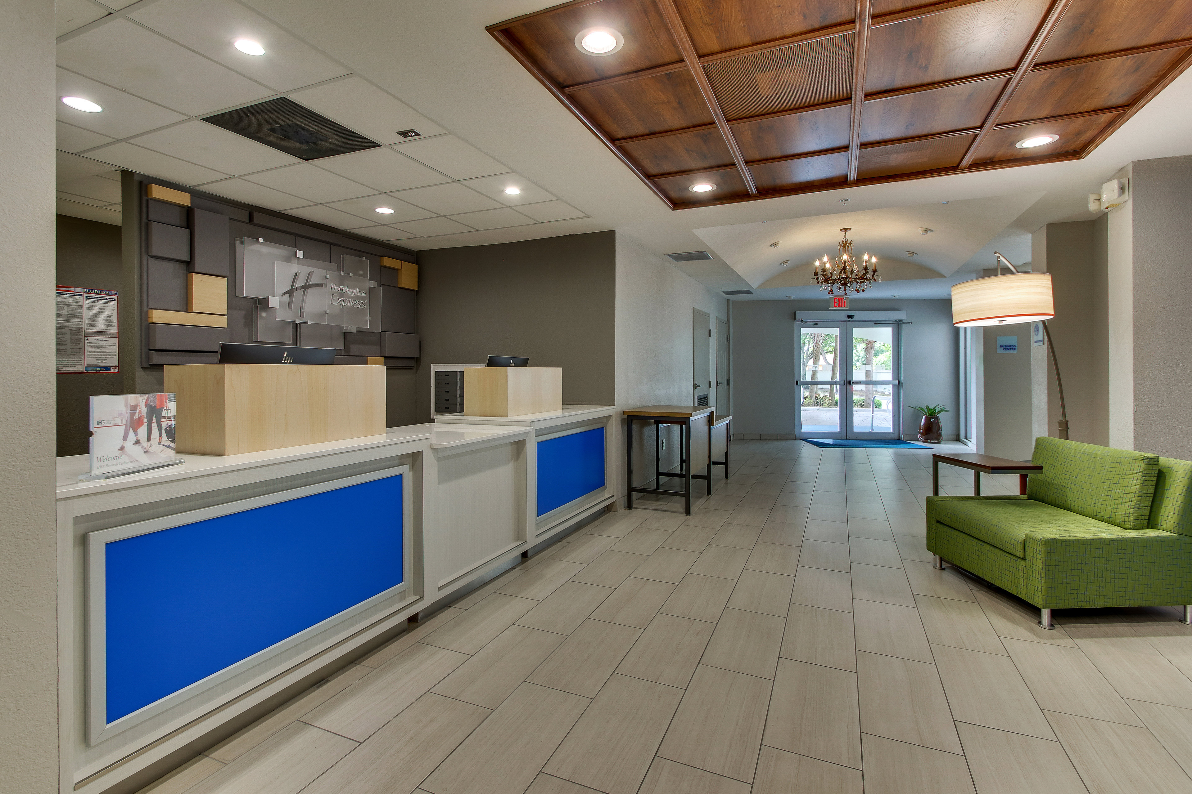 Holiday Inn Express West Palm Beach Metrocentre 13/74