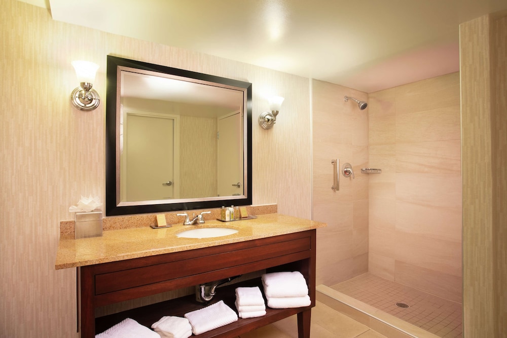 DoubleTree by Hilton Columbia South Carolina 14/43