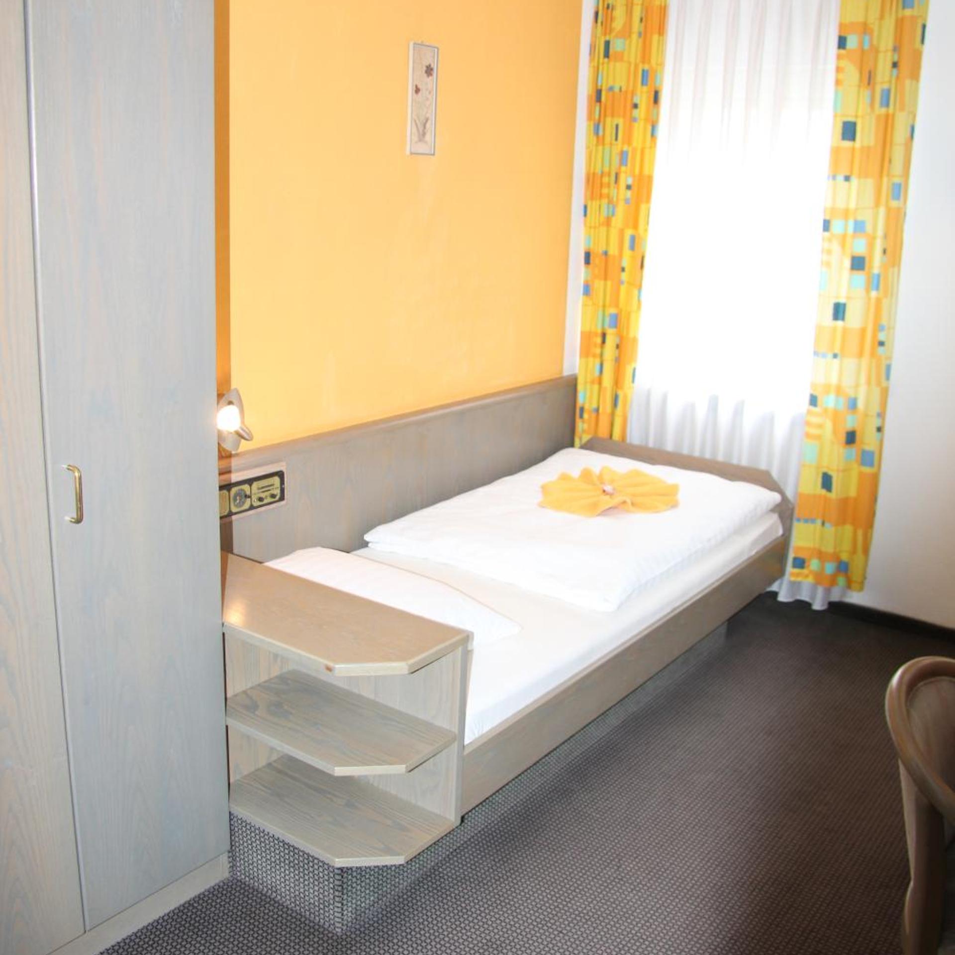 Hotel am Schloss Neuenstein 16/50