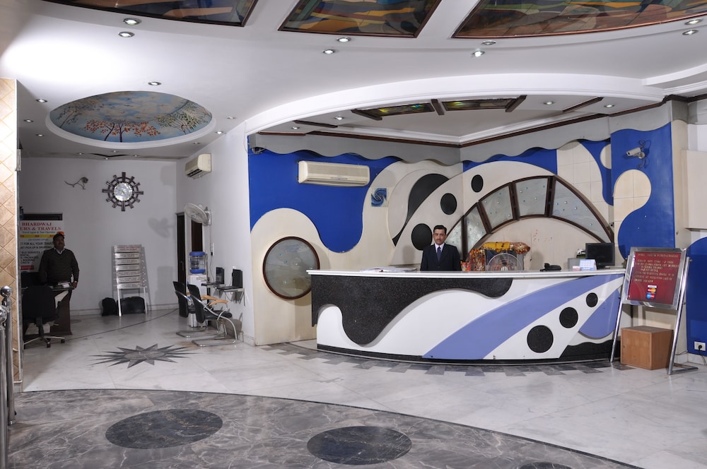 Hotel Legend International 6/58
