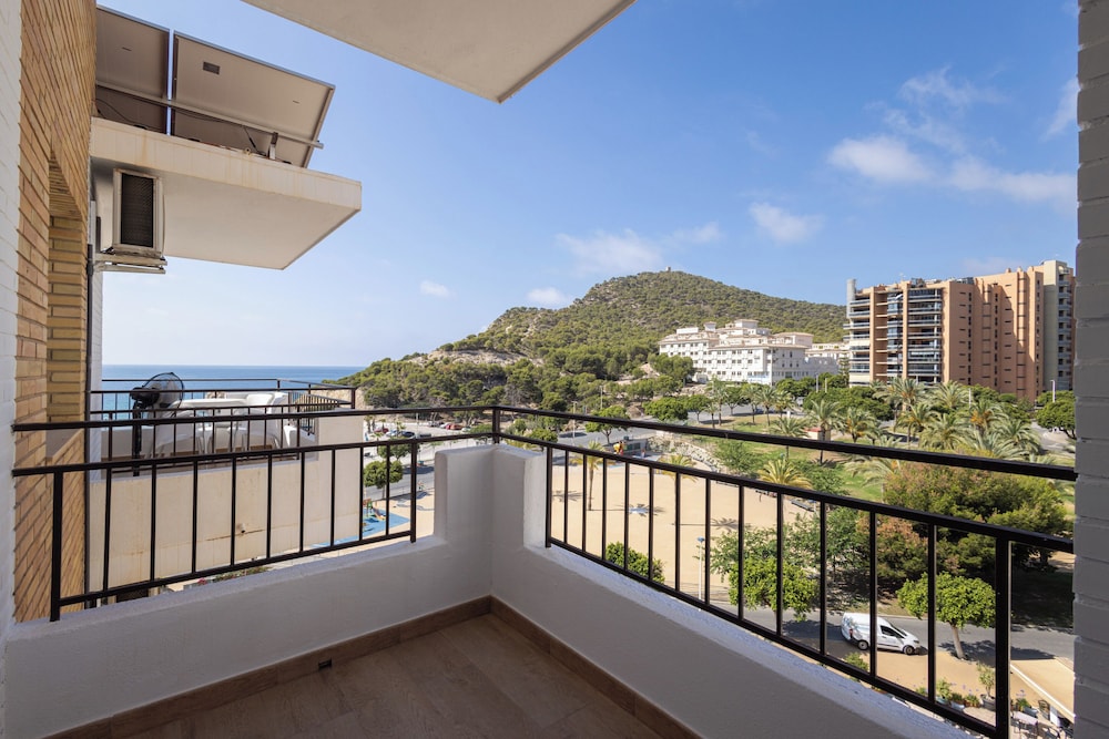 ODYSEA APARTAMENTOS 2/50