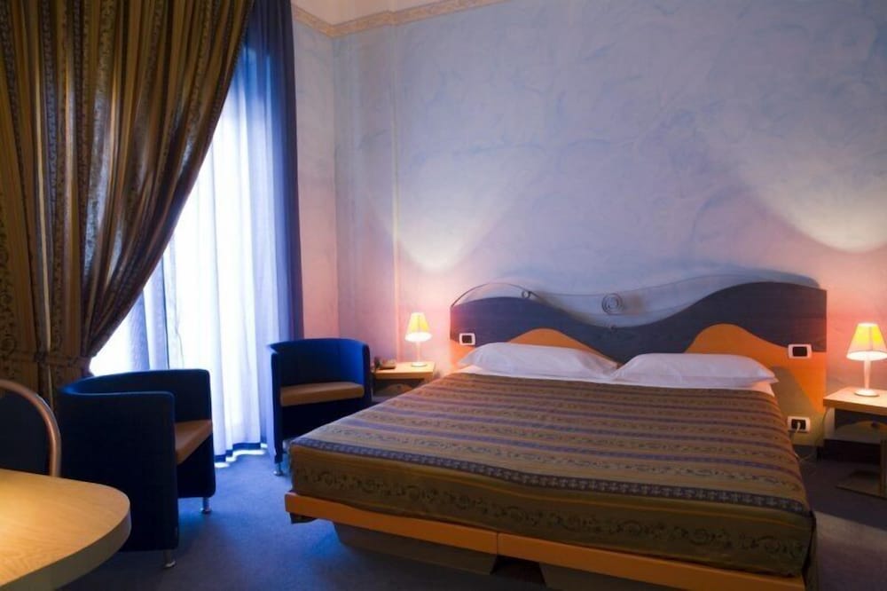 HOTEL DEL SOLE RESORT 10/39
