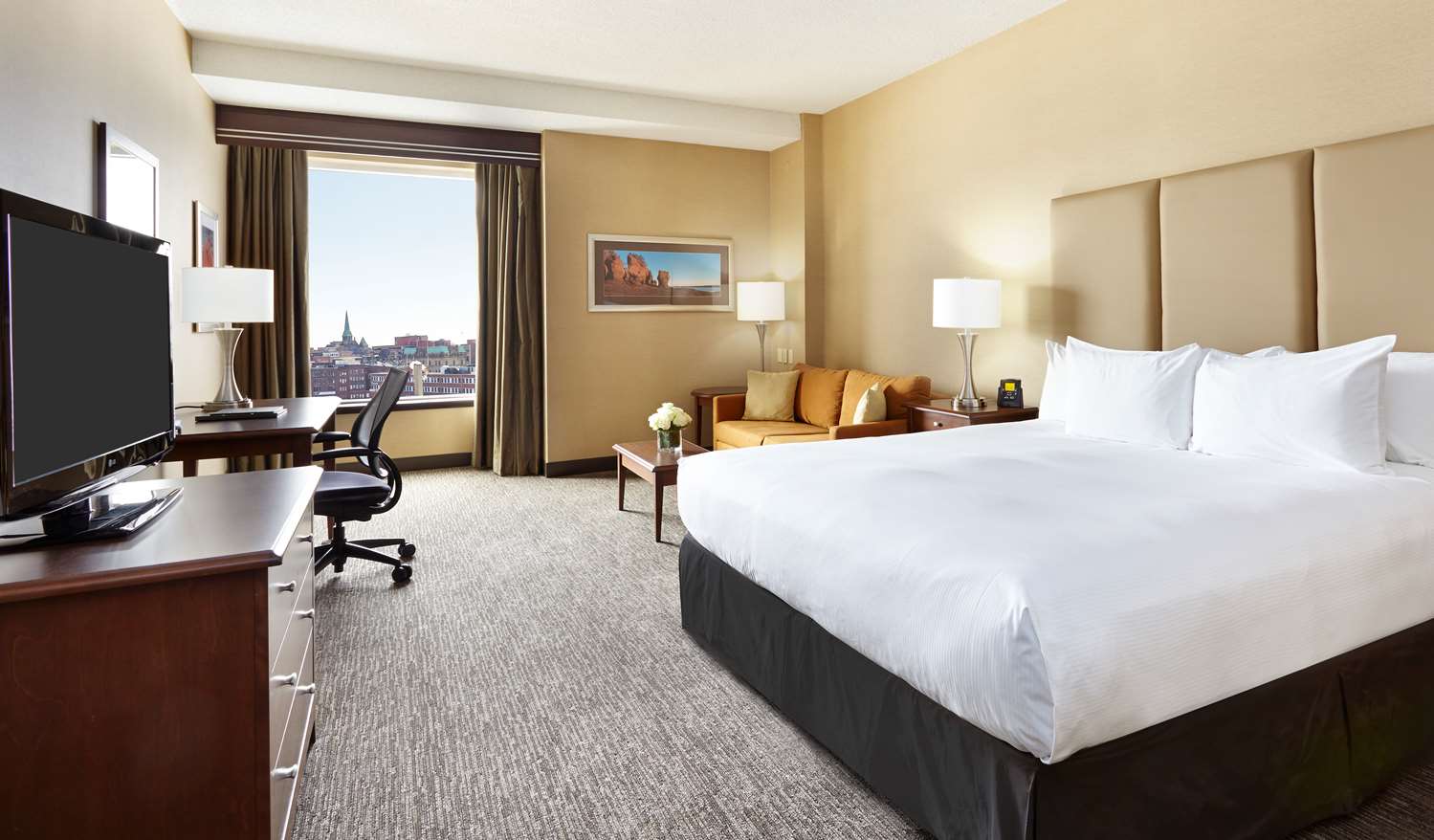 Room, King Bed, City View