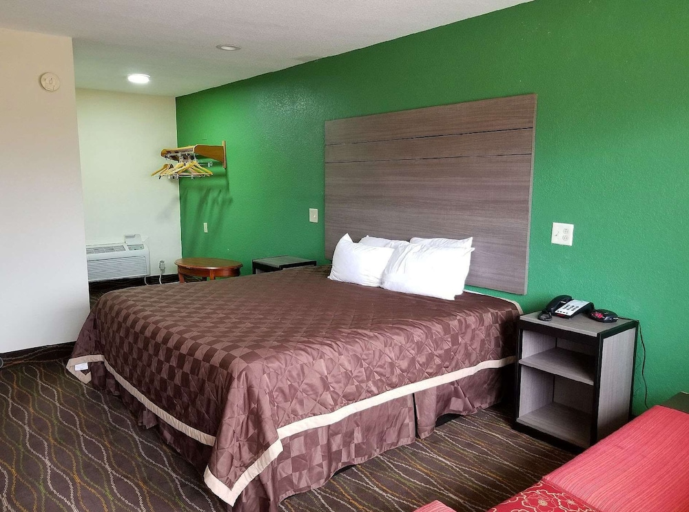 Americas Best Value Inn Alexandria 13/21