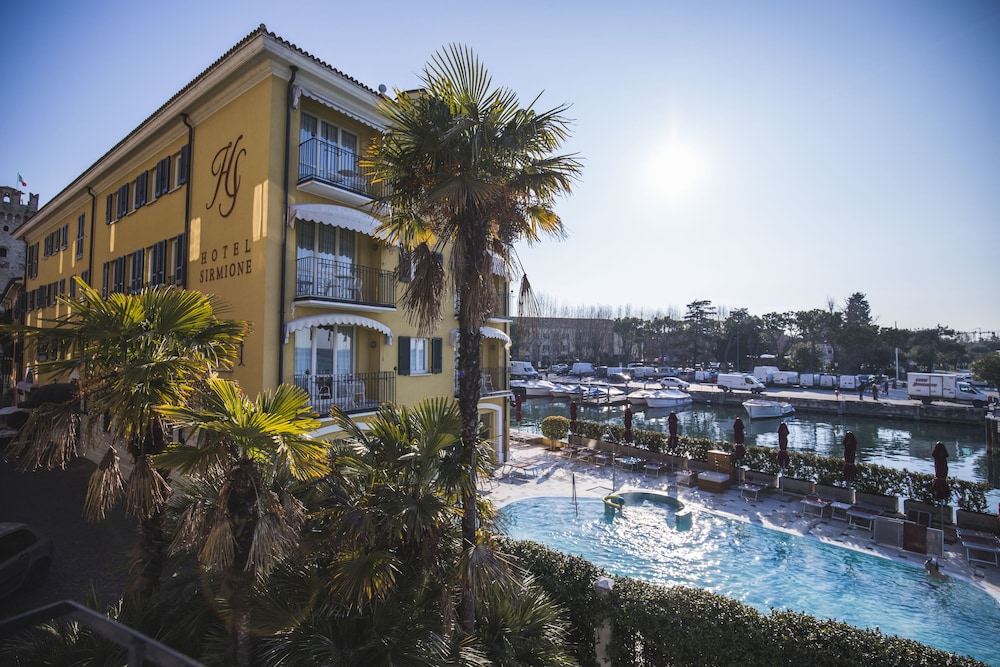 Hotel Sirmione E Promessi Sposi 4/69