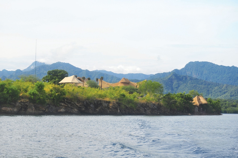 Menjangan Dynasty Resort 63/73