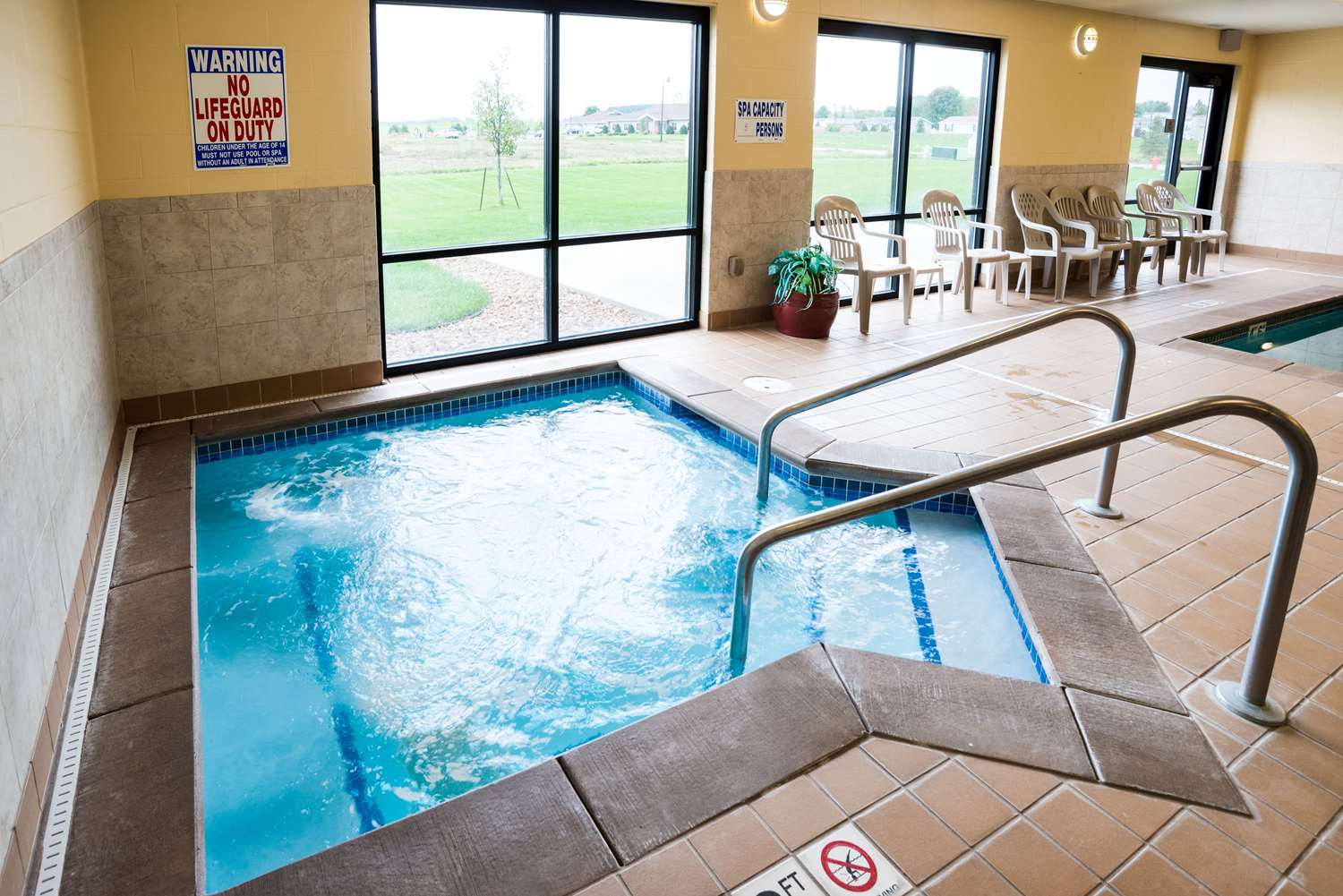Holiday Inn Express Rochester South Mayo Area 20/43