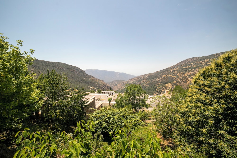Villa Turistica de Bubion 52/57