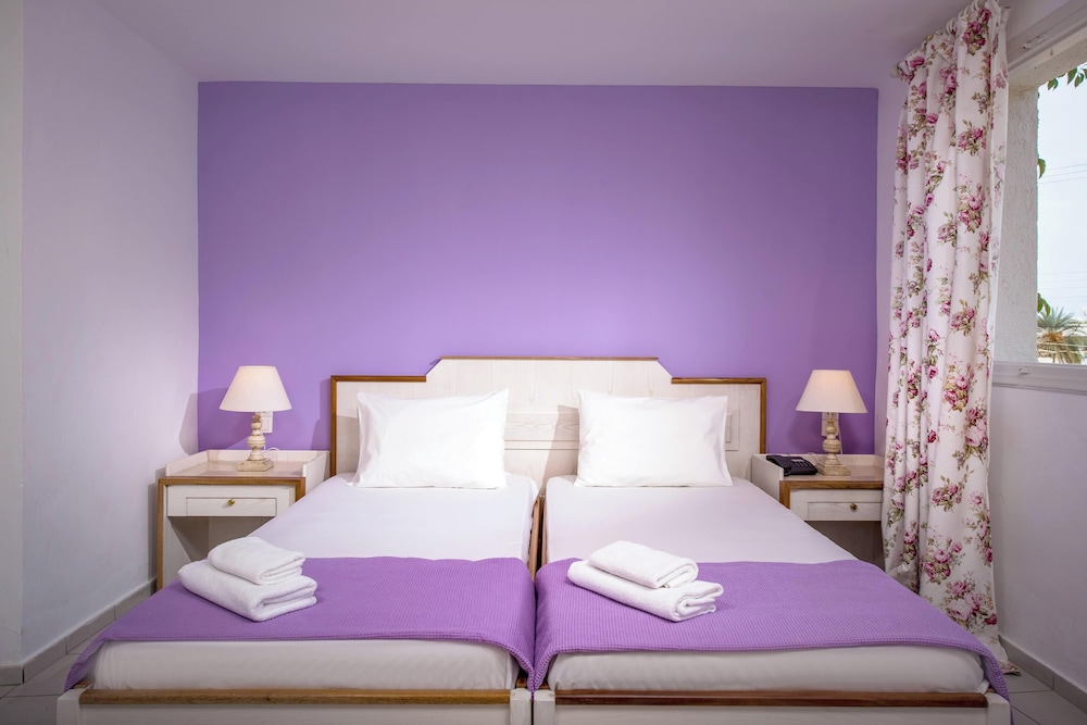 Primavera Beach Hotel 14/35