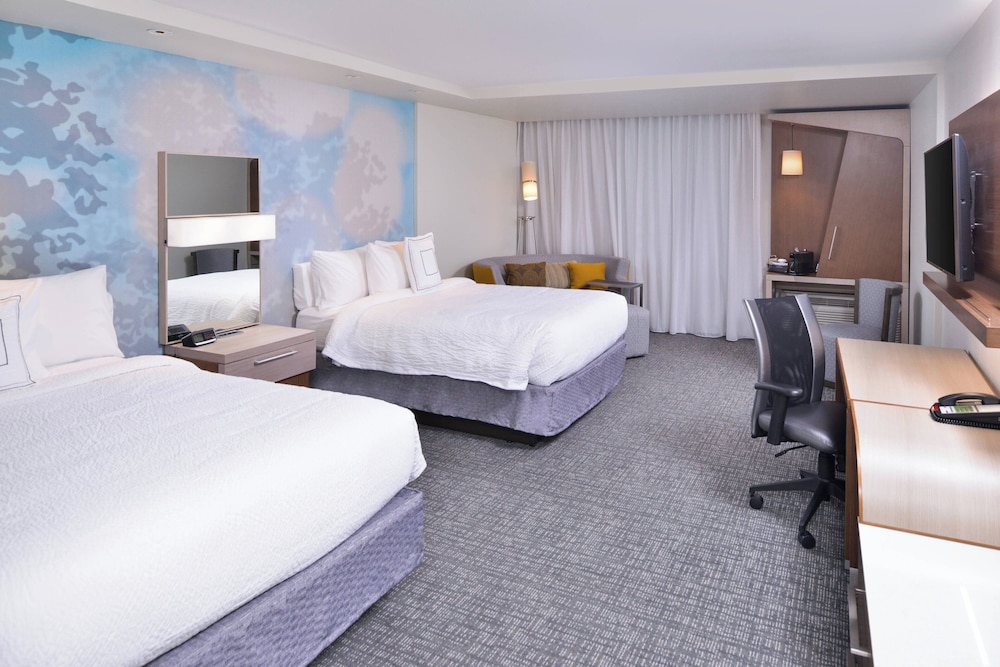 Room, Double Bed