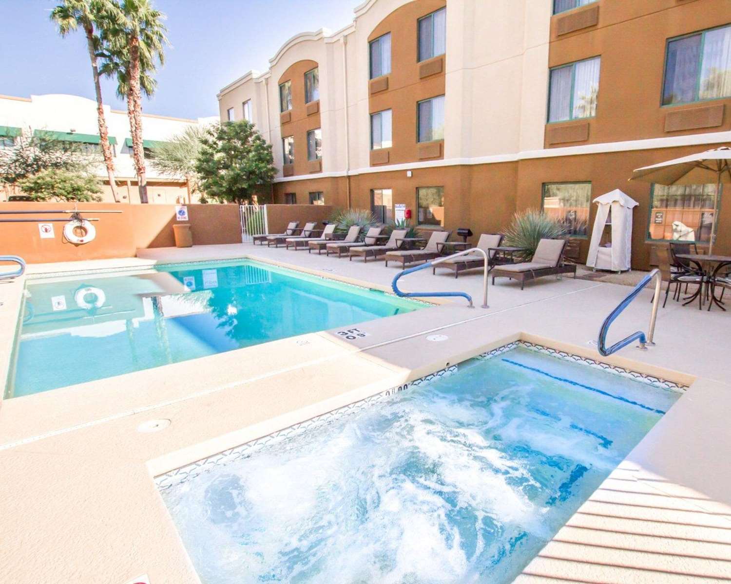 Sleep Inn North Scottsdale Near Mayo Clinic 16/30