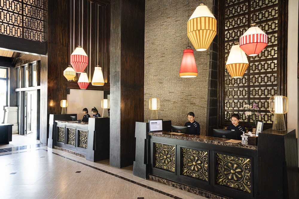 ROBINSON Nam Hoi An 7/50