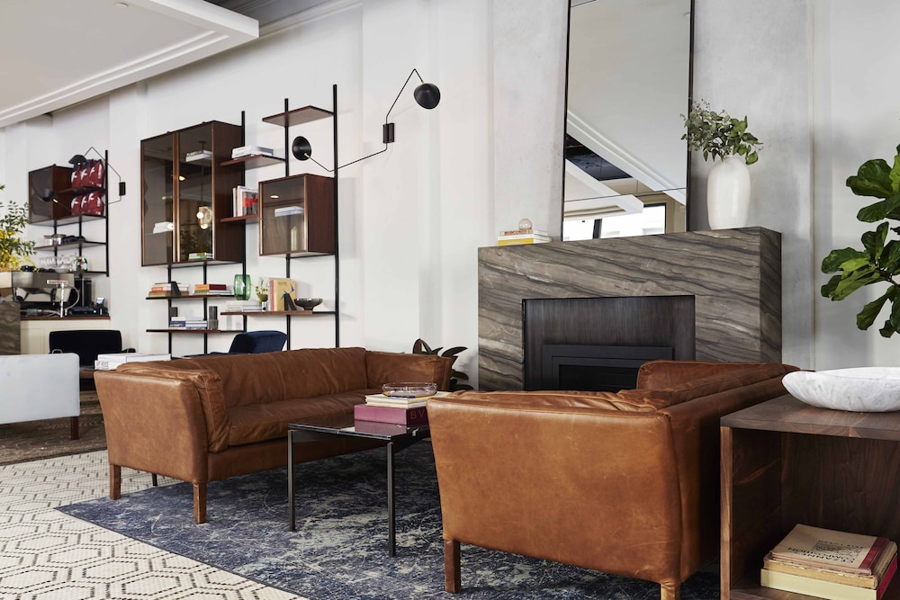 Walker Hotel Tribeca 38/51