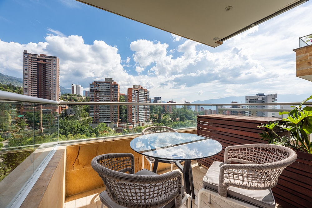 Estelar La Torre Suites 57/61