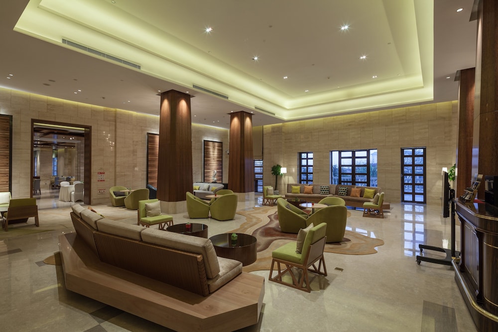 Holiday Inn Qingdao Expo 31/34