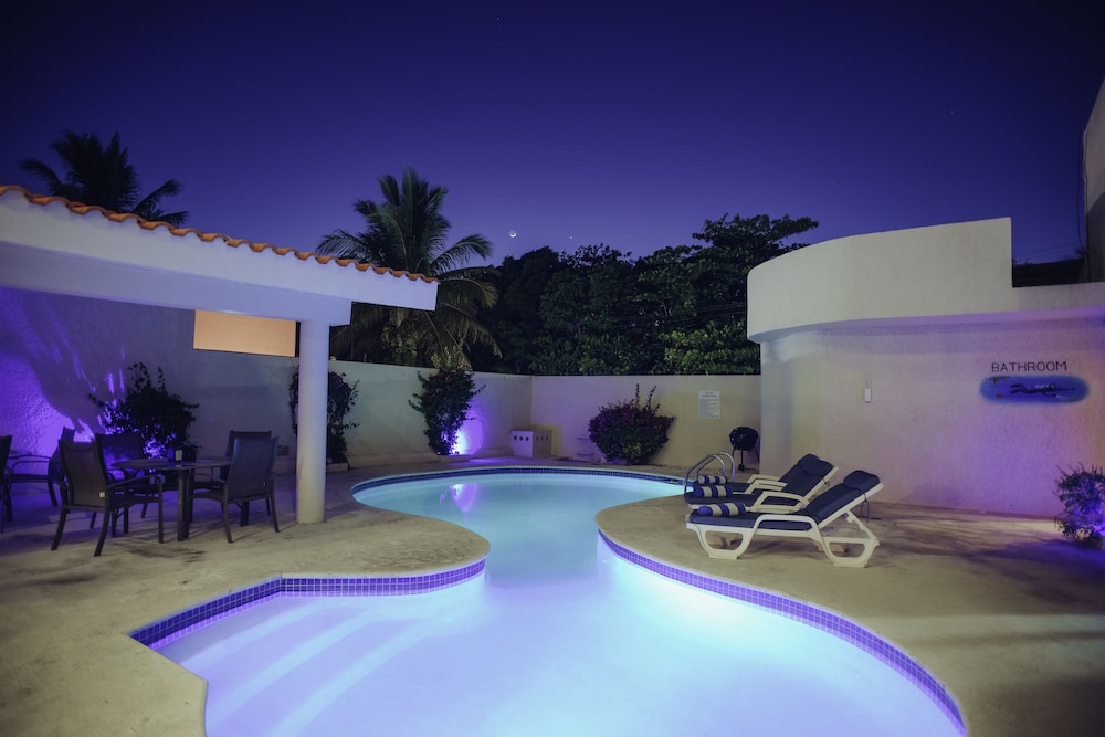 Villas De Rosa Beach Resort 17/68