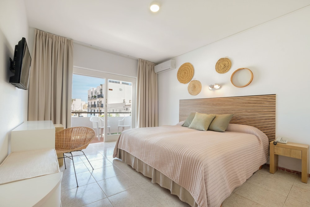 Azuline Hotel Mediterraneo 12/30