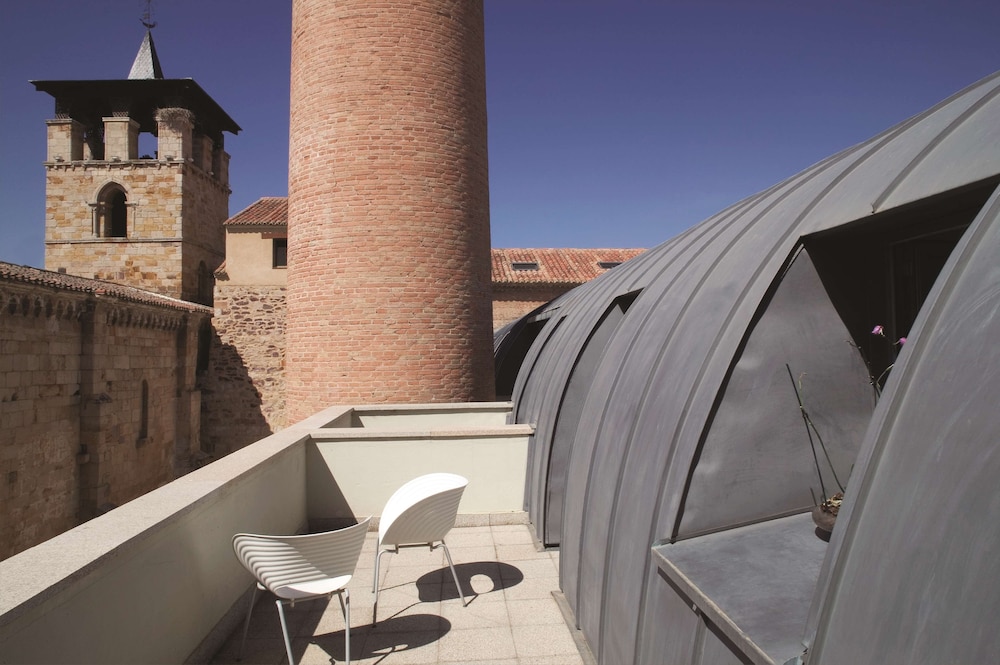 Nh Palacio Del Duero 34/34