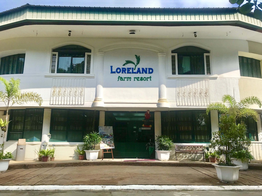 Loreland Farm Resort 2/66