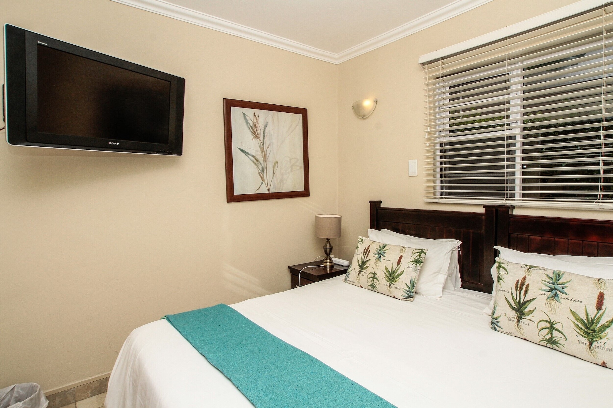 STANDARD, DOUBLE OR TWIN BED