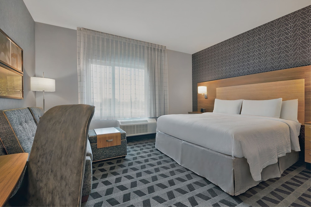 TownePlace Suites by Marriott Sacramento Elk Grove 4/24