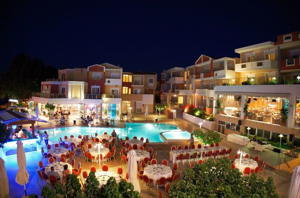 Heliotrope Boutique and Resort Hotels 5/65