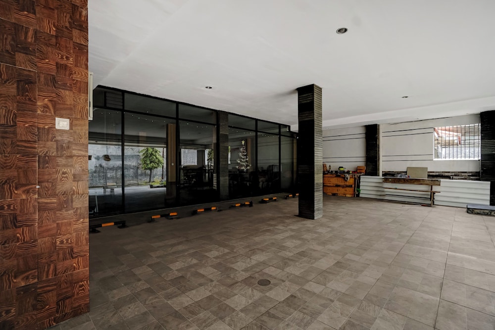 Hotel O near Ciputra World Surabaya formerly Darmo Residence 52/60
