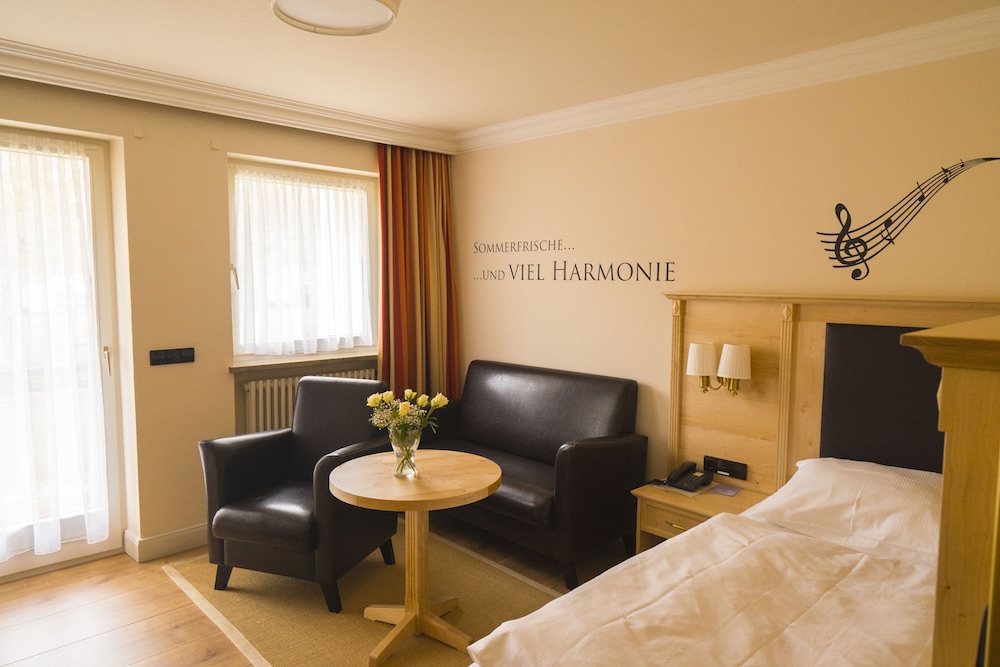 Hotel Sonnenbichl 33/58