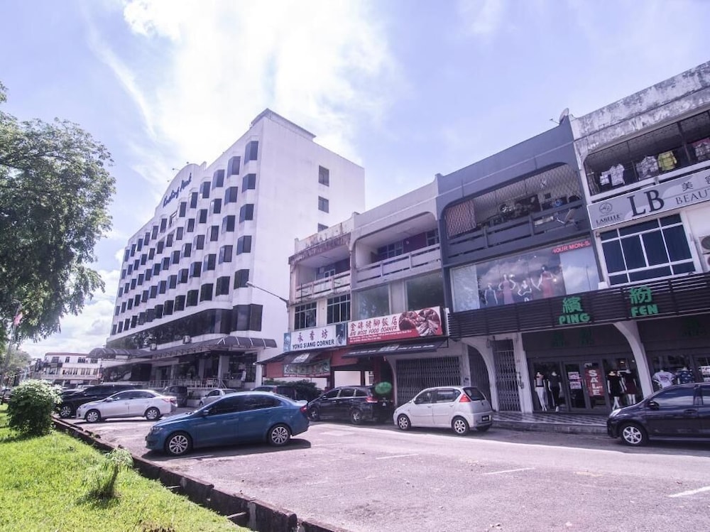 Kuching Park Hotel 22/23