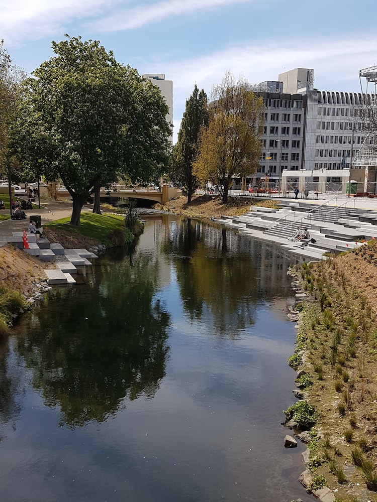 Ramada Suites by Wyndham Christchurch City 23/24