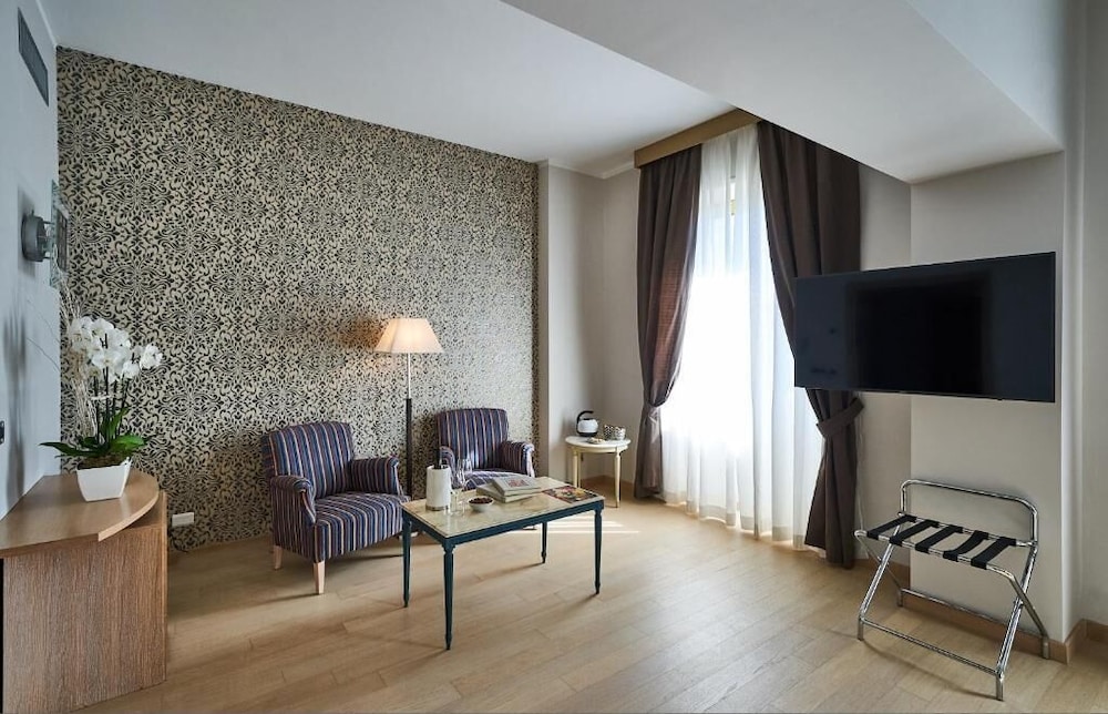 Hotel Astoria 23/39