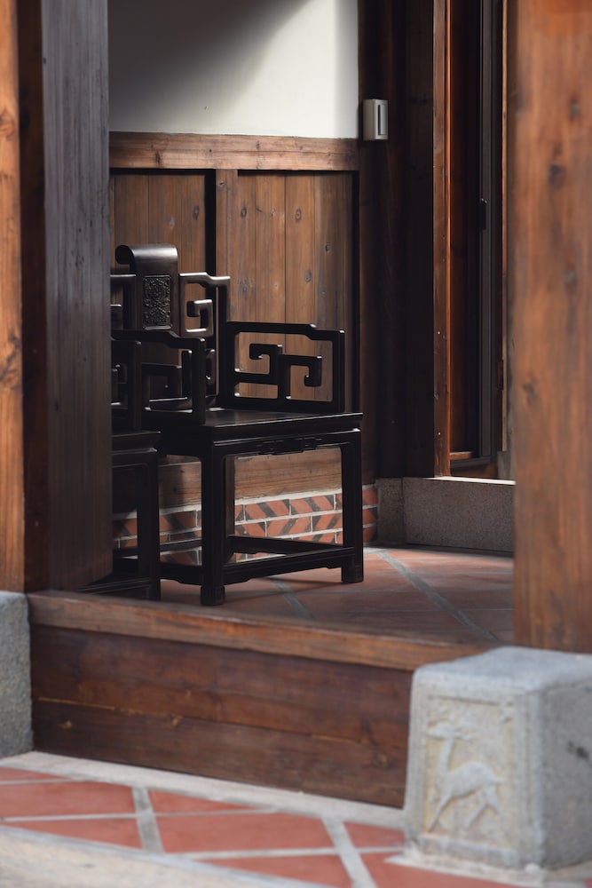 Guning Xiexinyuan Historical Inn 11/48