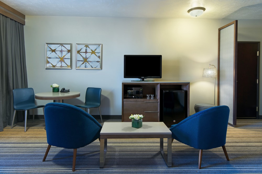 Oxford Suites Downtown Spokane 44/55