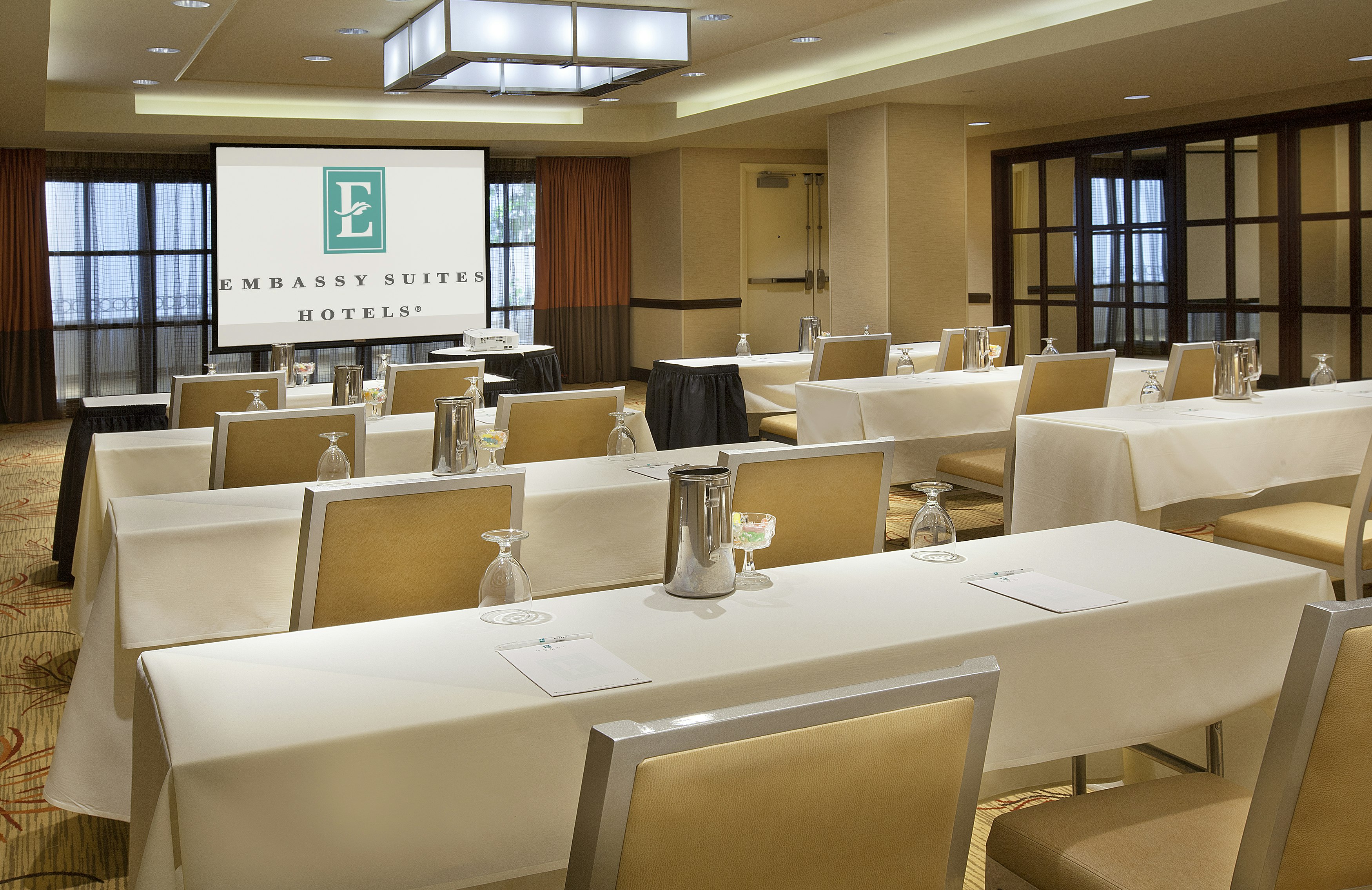Embassy Suites By Hilton Washington Dc Chevy Chase Pavilion 73/80